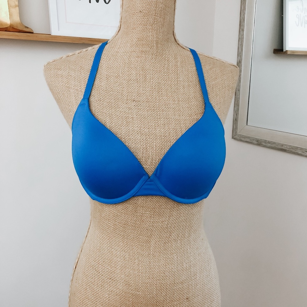Victoria’s Secret Blue Convertible Push Up Bra